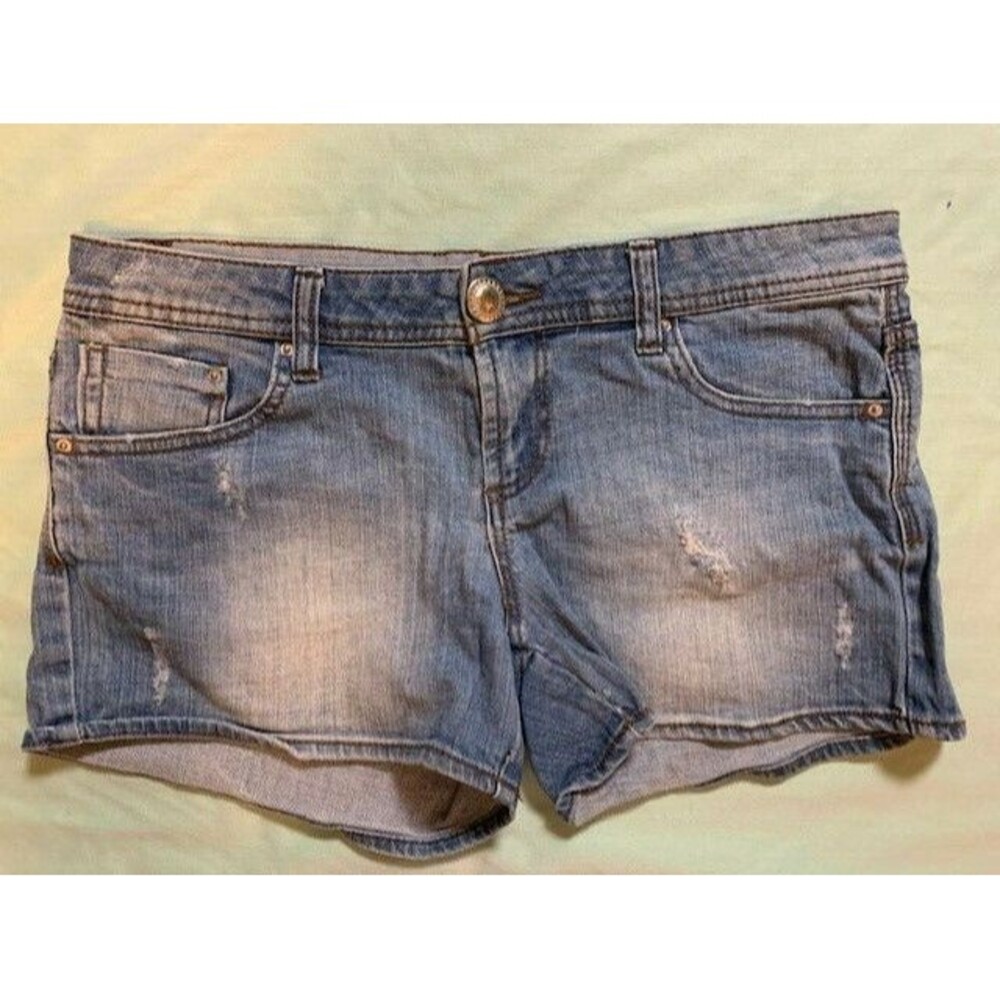 Forever 21 Size 28 Womens Denim Shorts Stretch Medium Wash Distressed